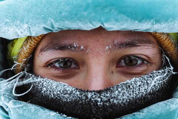 Essential Gear for Cold Weather Safety
